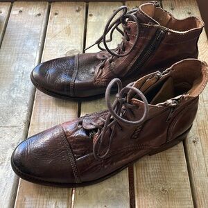 Bed Stu Leather boots made in Mexico size 9